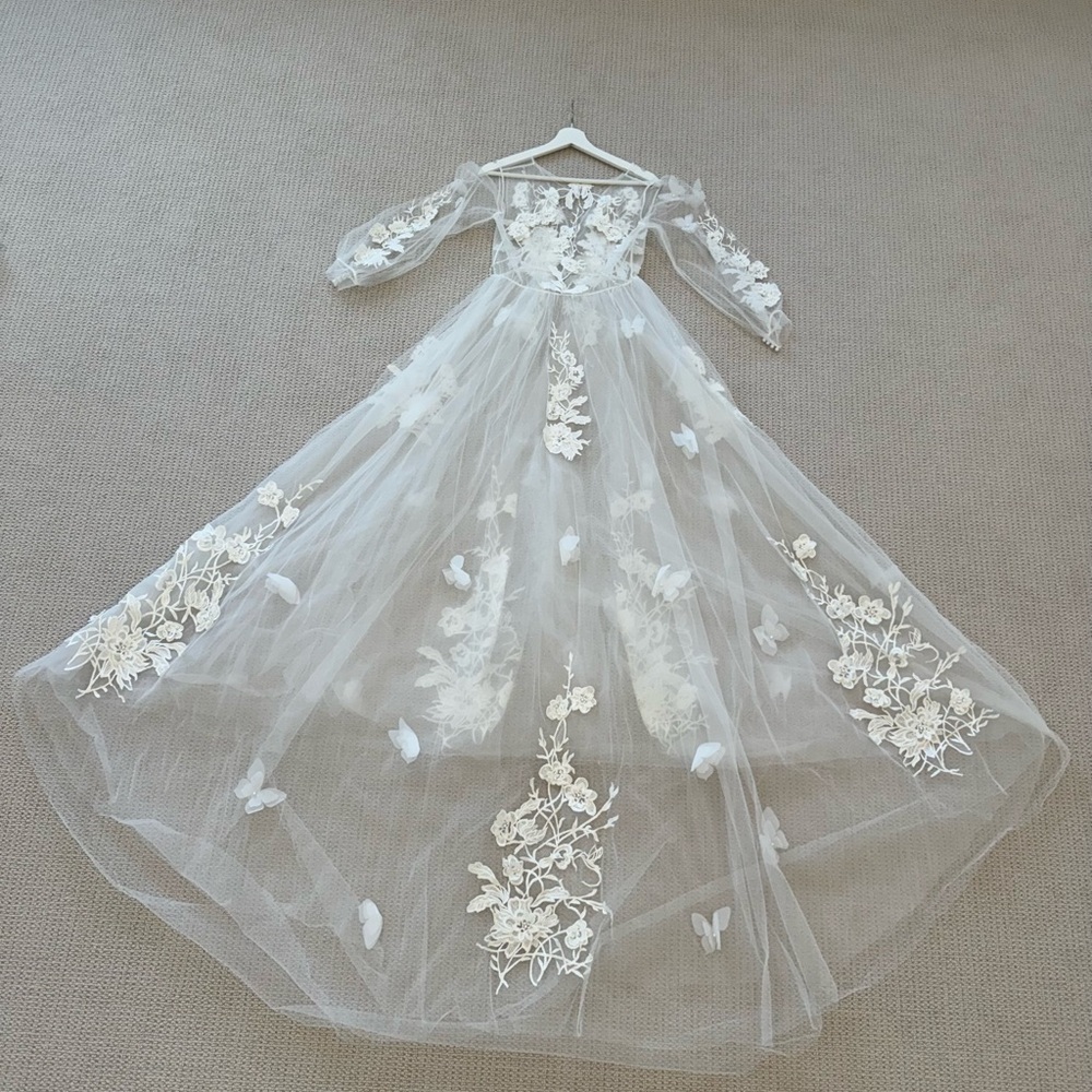 Bridal Robe - Picture 2 of 11